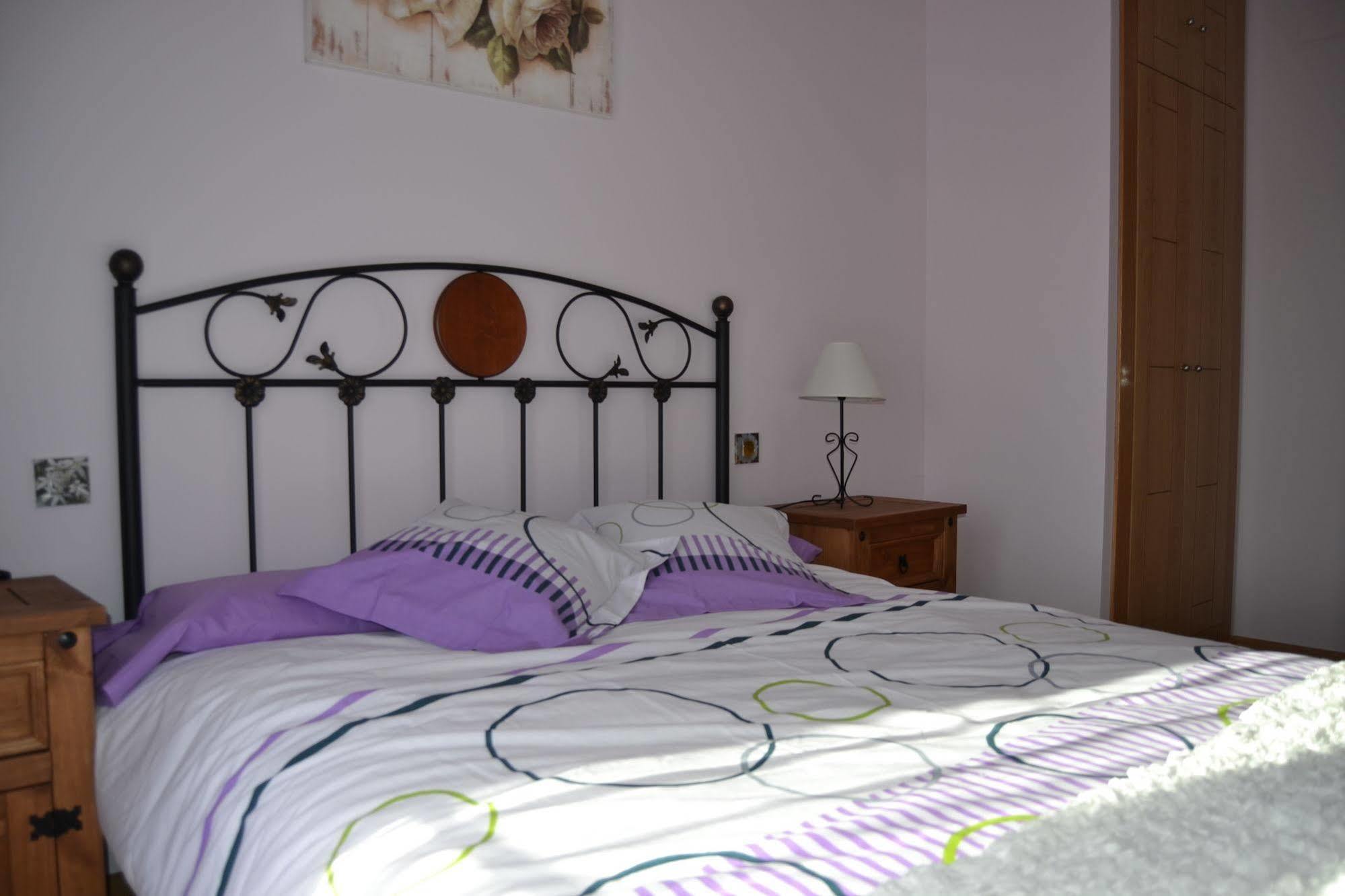 Casa Rural El Dolmen Bernuy-Salinero Екстериор снимка