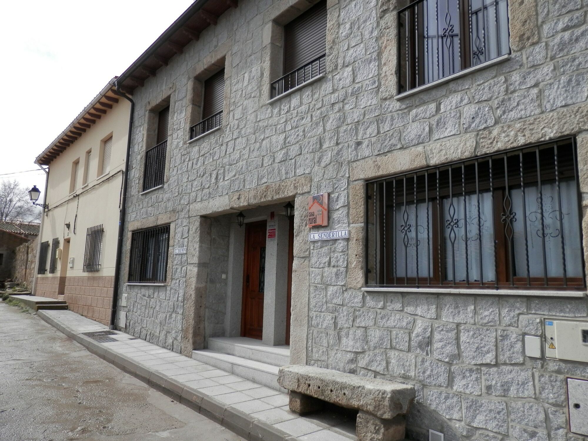 Casa Rural El Dolmen Bernuy-Salinero Екстериор снимка